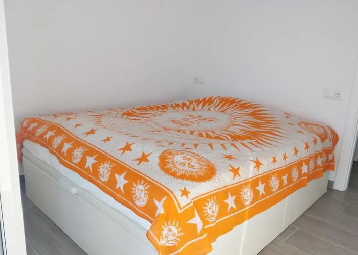 Ap368 - Coronado 67 - Nerja