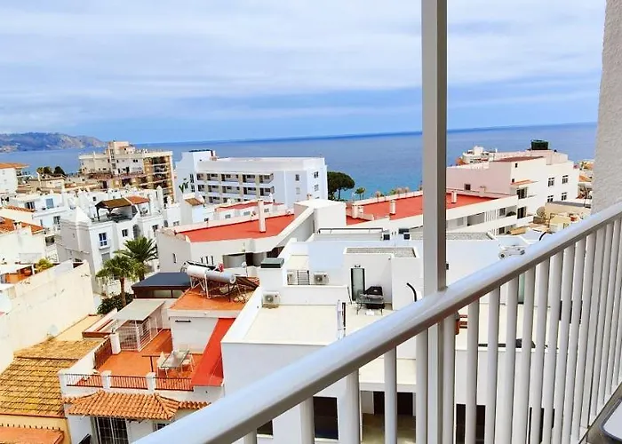 Ap368 - Coronado 67 - * Nerja